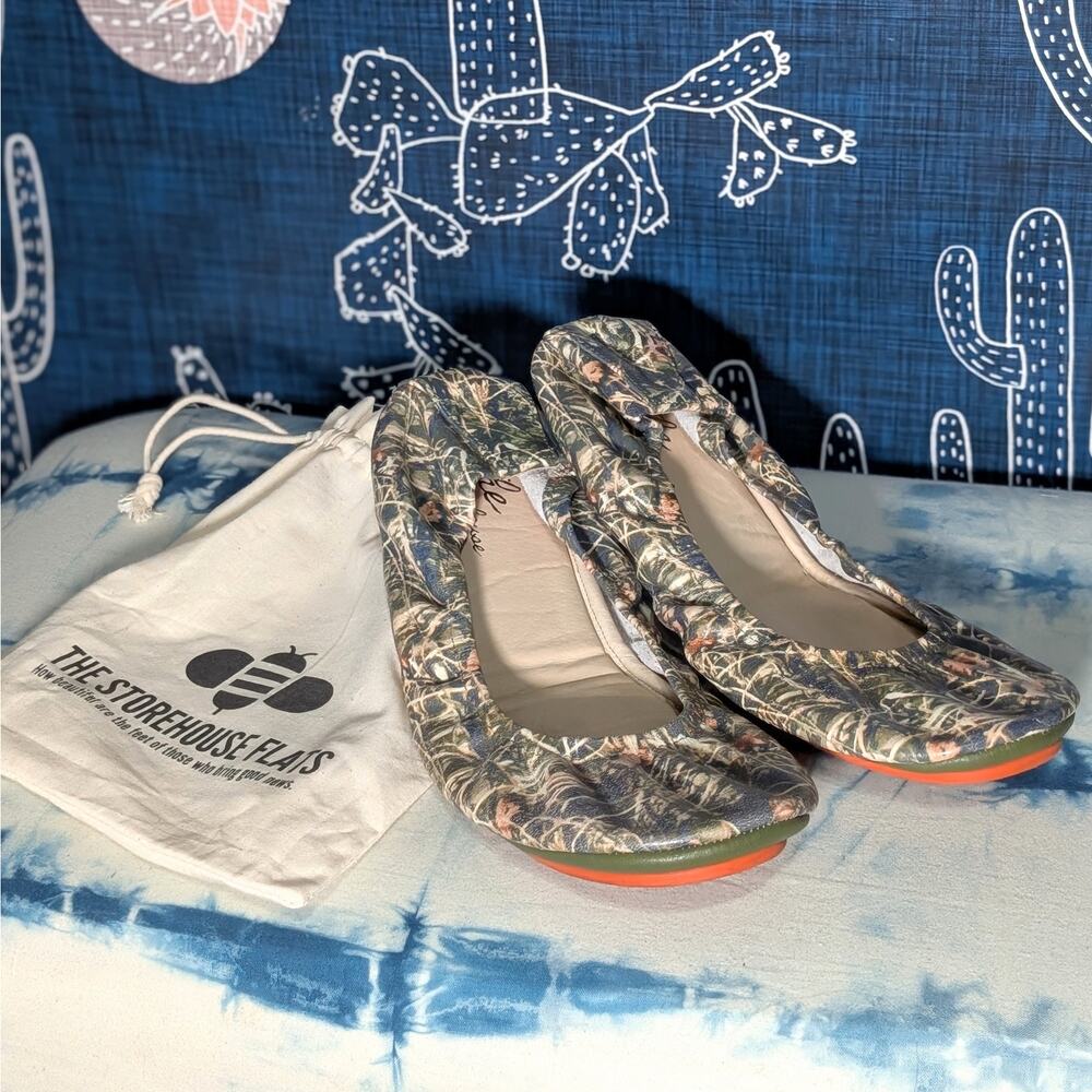 The Storehouse Flats Woodland Camo Leather Ballet Shoes Green Women's Size 10